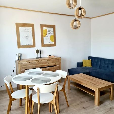 Apartament Walbrzych / Piaskowa Gora Daire Dış mekan fotoğraf